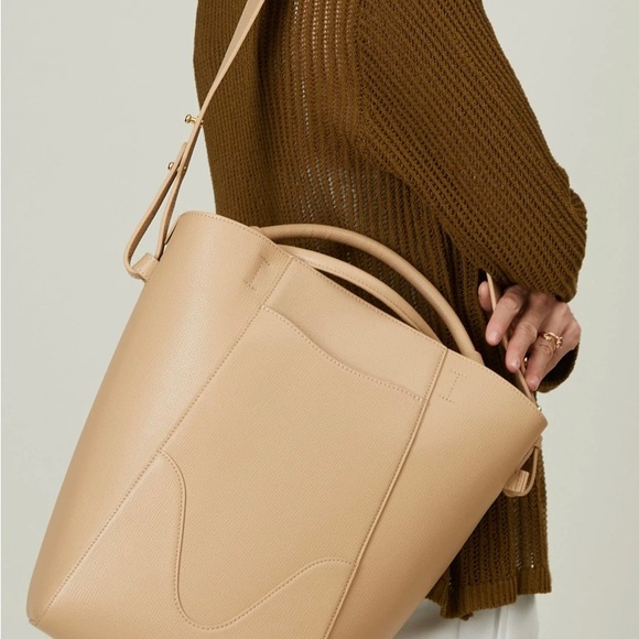 Marina Bucket Bag in Champagne - Picture 12 of 13